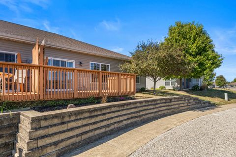 Tiny photo for 1926 S Prairie Winds Drive #0, Urbana, IL 61802 (MLS # 12473602)