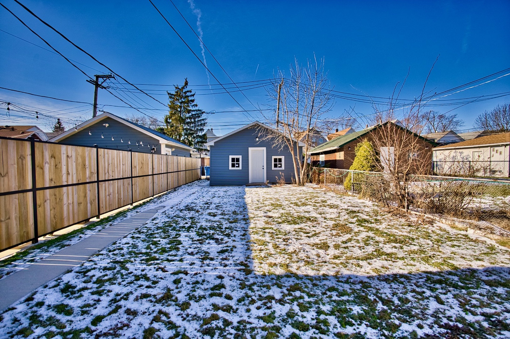 , Chicago, IL, 60630 2 1086901179