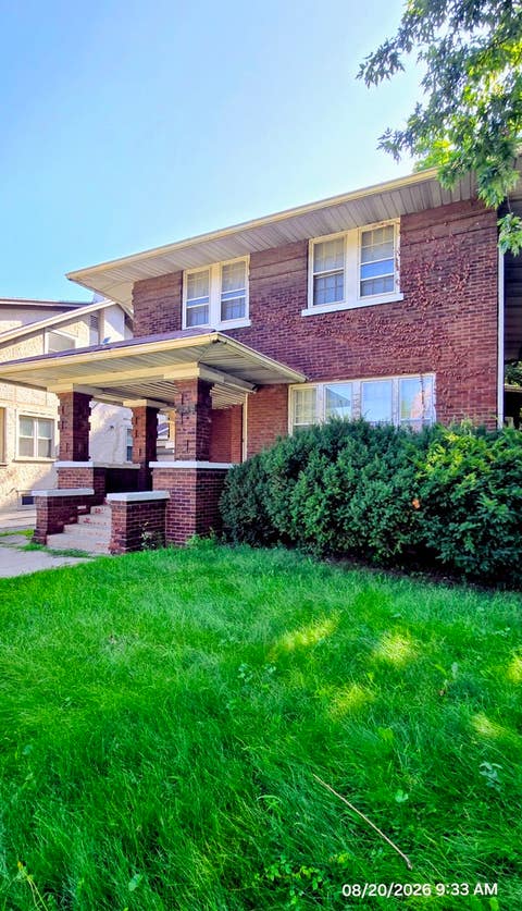 Photo of 6845 S Chappel Avenue, Chicago, IL 60649 (MLS # 12739613)