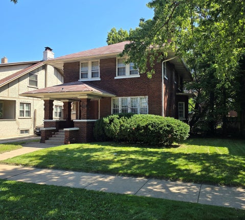 Photo of 6845 S Chappel Avenue, Chicago, IL 60649 (MLS # 12739613)