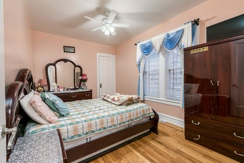 Tiny photo for 4958 N KEELER Avenue, Chicago, IL 60630 (MLS # 12660072)