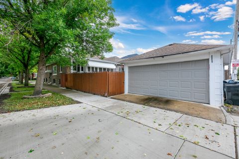 Tiny photo for 4958 N KEELER Avenue, Chicago, IL 60630 (MLS # 12660072)
