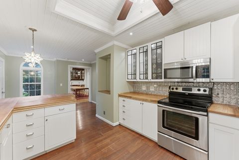 Tiny photo for 708 S College Avenue, Aledo, IL 61231 (MLS # 12671392)