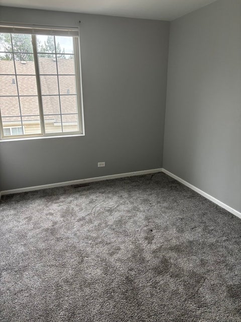 Tiny photo for 59 S Treehouse Lane S #59, Round Lake, IL 60073 (MLS # 12672192)