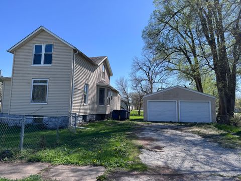 Tiny photo for 604 W 2ND Avenue, Milan, IL 61264 (MLS # 12621218)