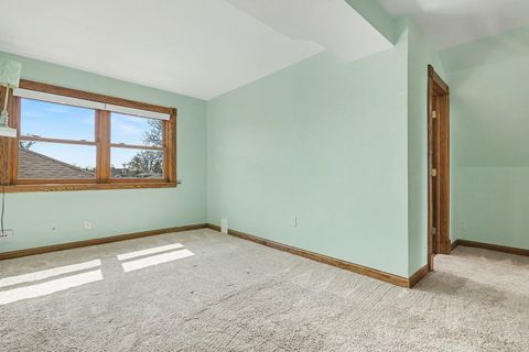 Tiny photo for 11231 S Worth Avenue, Worth, IL 60482 (MLS # 12607630)
