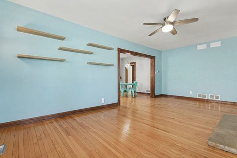 Tiny photo for 11231 S Worth Avenue, Worth, IL 60482 (MLS # 12607630)