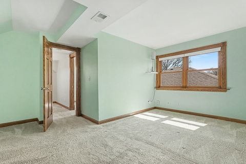 Tiny photo for 11231 S Worth Avenue, Worth, IL 60482 (MLS # 12607630)