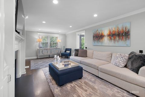 Tiny photo for 430 N Maple Street, Itasca, IL 60143 (MLS # 12486818)