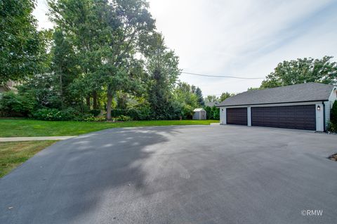 Tiny photo for 430 N Maple Street, Itasca, IL 60143 (MLS # 12486818)