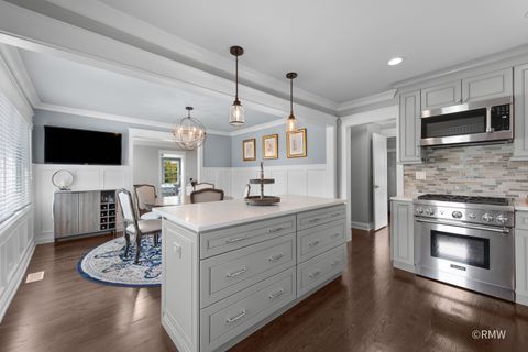 Tiny photo for 430 N Maple Street, Itasca, IL 60143 (MLS # 12486818)