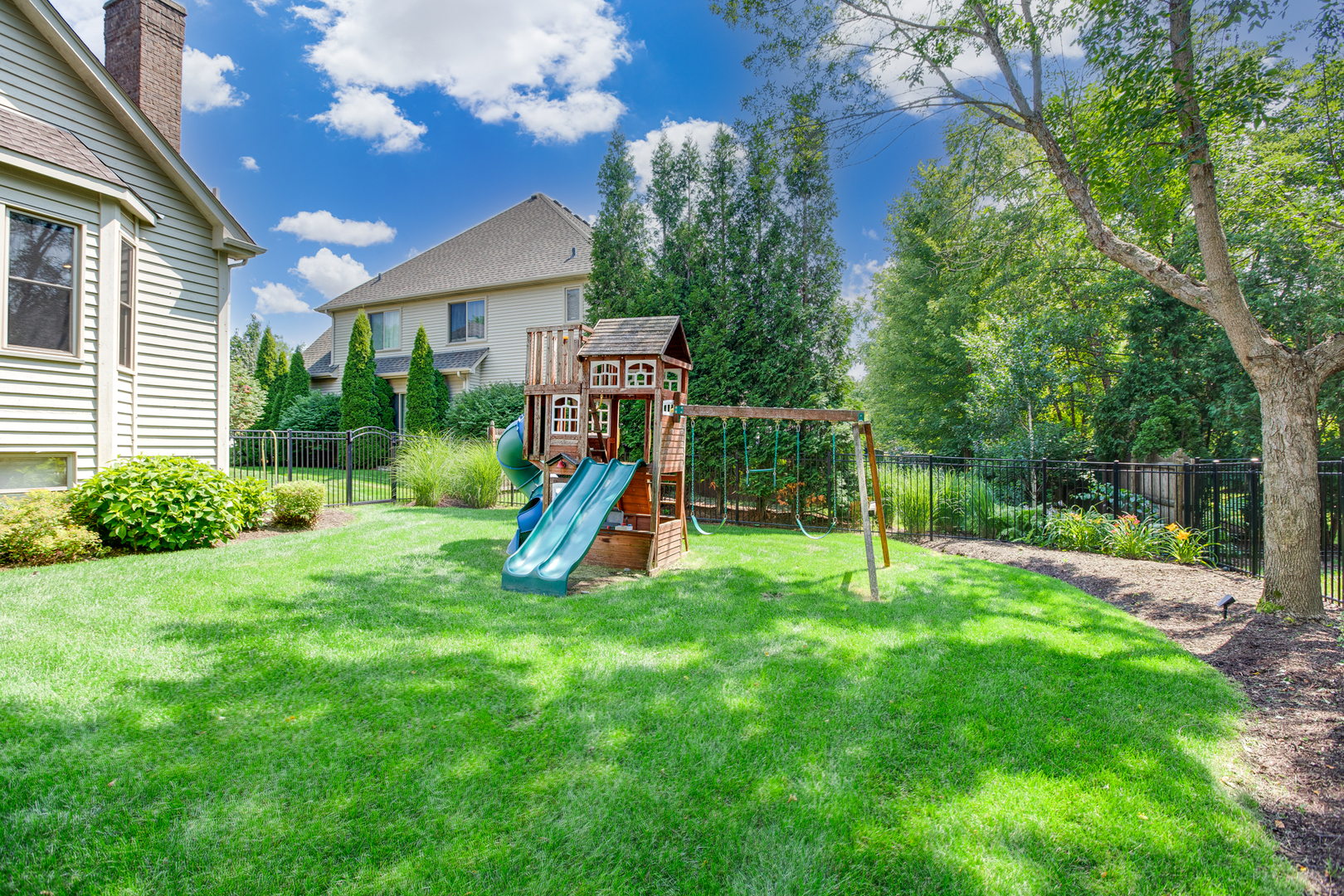 2412 SPARTINA Lane