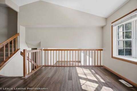 Tiny photo for 29 Magnolia Drive, Streamwood, IL 60107 (MLS # 12783993)