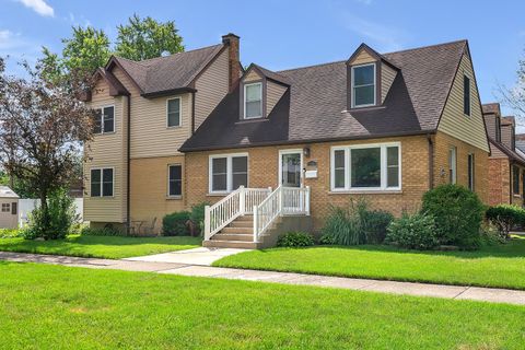 Photo of 17803 Escanaba Avenue, Lansing, IL 60438 (MLS # 12446923)