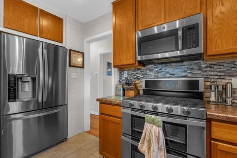 Tiny photo for 17803 Escanaba Avenue, Lansing, IL 60438 (MLS # 12446923)