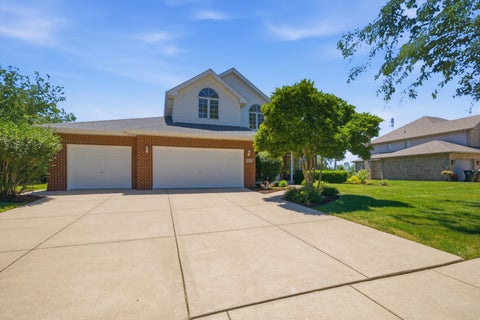 Tiny photo for 11321 Laura Lane, Frankfort, IL 60423 (MLS # 12756563)