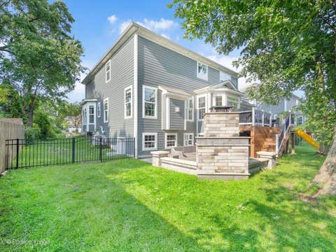 Tiny photo for 1250 W Thomas Road, Wheaton, IL 60187 (MLS # 12731552)