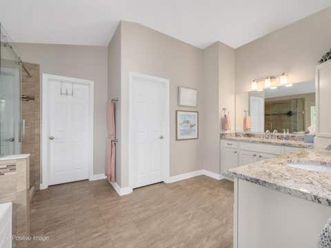Tiny photo for 1250 W Thomas Road, Wheaton, IL 60187 (MLS # 12731552)