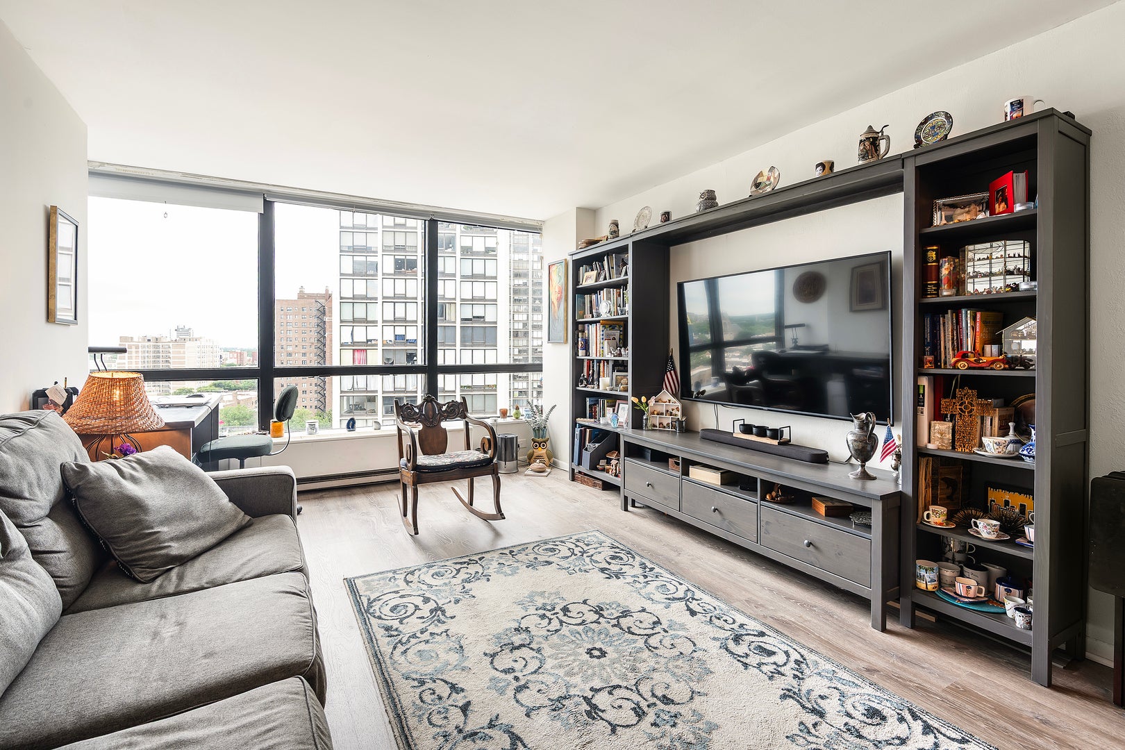 5415 N SHERIDAN Road 1409