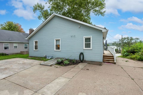 Tiny photo for 712 S CODY Road, Leclaire, IA 52753 (MLS # 12762204)