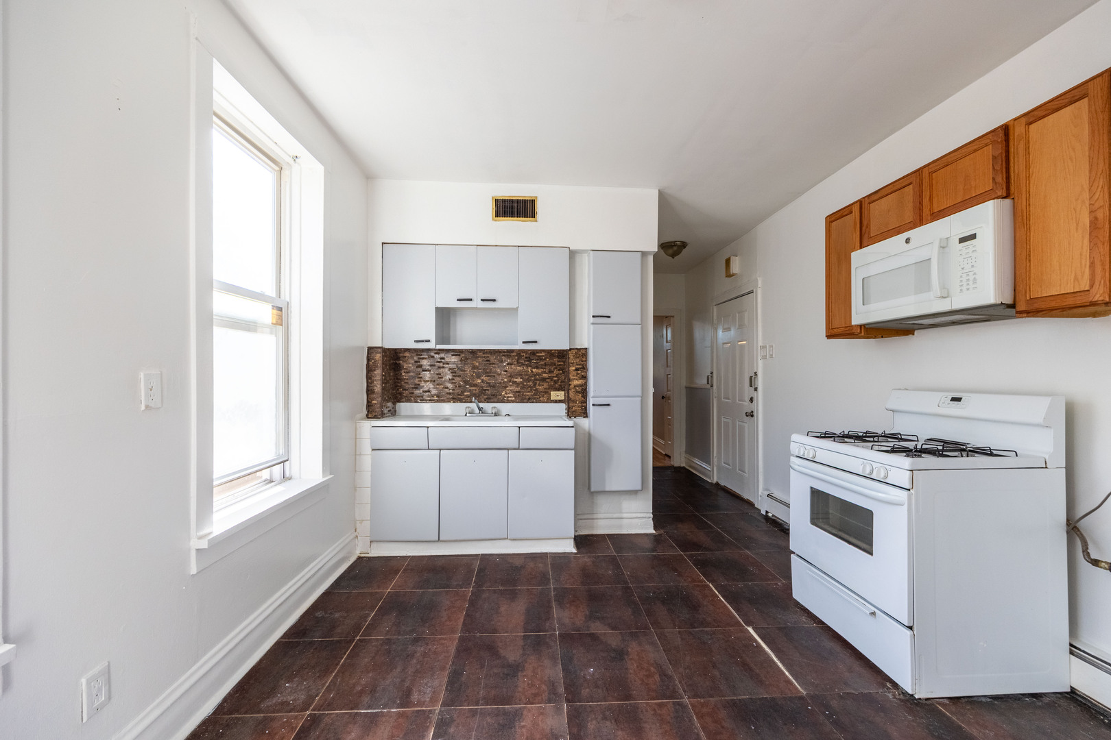 2652 W 23rd Place 2F