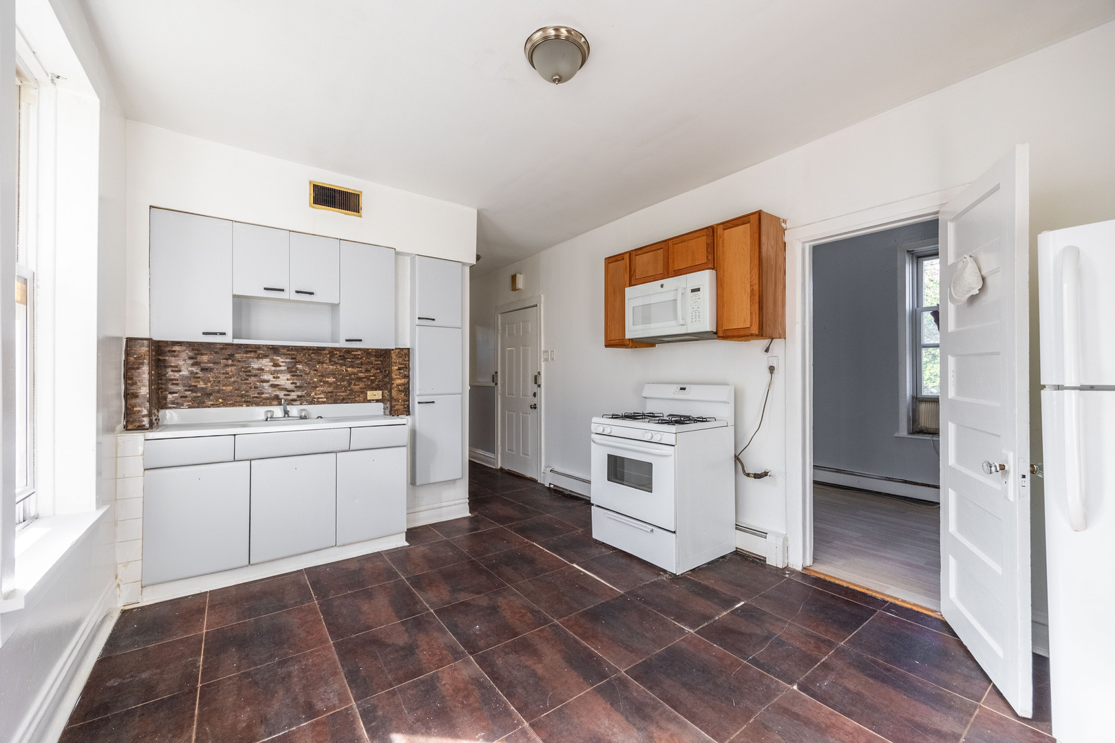 2652 W 23rd Place 2F