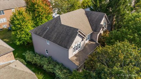 Tiny photo for 4 Point O Woods Court, Lake In The Hills, IL 60156 (MLS # 12486428)