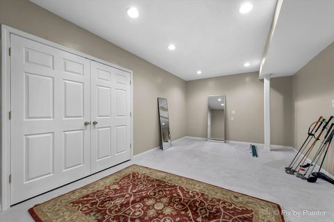 Tiny photo for 4 Point O Woods Court, Lake In The Hills, IL 60156 (MLS # 12486428)