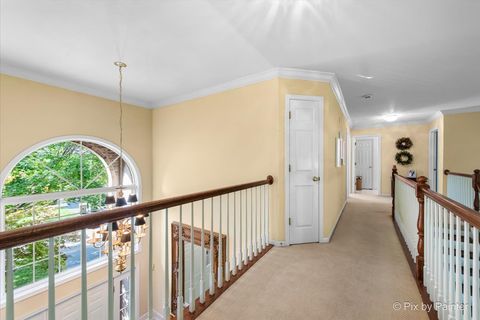 Tiny photo for 4 Point O Woods Court, Lake In The Hills, IL 60156 (MLS # 12486428)