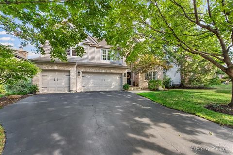 Tiny photo for 4 Point O Woods Court, Lake In The Hills, IL 60156 (MLS # 12486428)