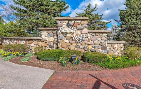 Tiny photo for 4 Point O Woods Court, Lake In The Hills, IL 60156 (MLS # 12486428)