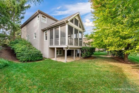 Tiny photo for 4 Point O Woods Court, Lake In The Hills, IL 60156 (MLS # 12486428)