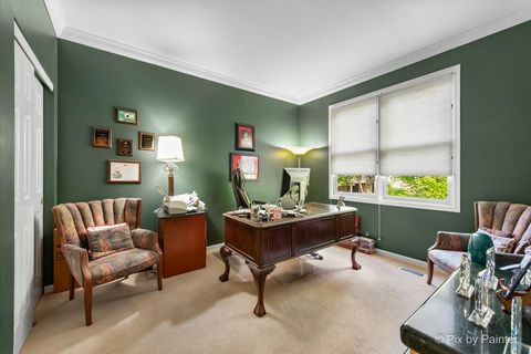 Tiny photo for 4 Point O Woods Court, Lake In The Hills, IL 60156 (MLS # 12486428)