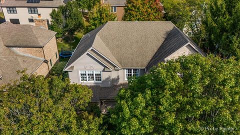 Tiny photo for 4 Point O Woods Court, Lake In The Hills, IL 60156 (MLS # 12486428)