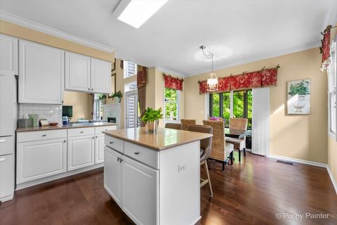 Tiny photo for 4 Point O Woods Court, Lake In The Hills, IL 60156 (MLS # 12486428)