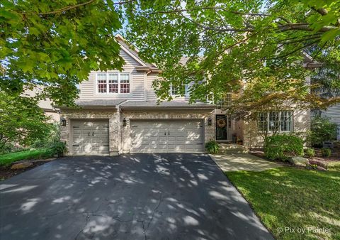Tiny photo for 4 Point O Woods Court, Lake In The Hills, IL 60156 (MLS # 12486428)