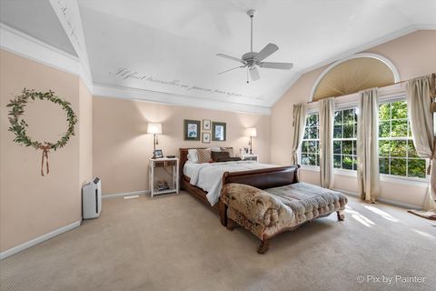 Tiny photo for 4 Point O Woods Court, Lake In The Hills, IL 60156 (MLS # 12486428)