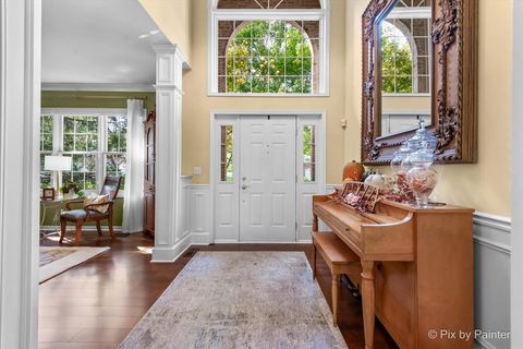 Tiny photo for 4 Point O Woods Court, Lake In The Hills, IL 60156 (MLS # 12486428)