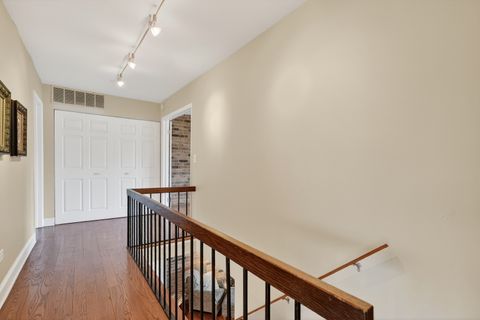 Tiny photo for 1414 N Bridgeport Drive, Mount Prospect, IL 60056 (MLS # 12568034)