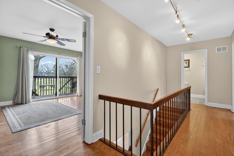 Tiny photo for 1414 N Bridgeport Drive, Mount Prospect, IL 60056 (MLS # 12568034)