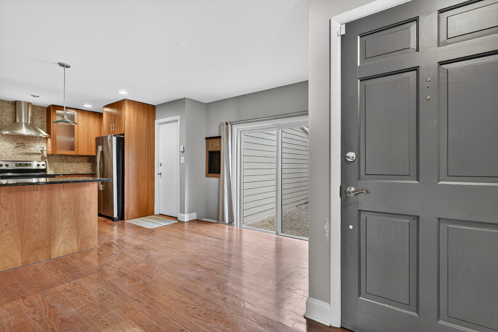 1414 N Bridgeport Drive