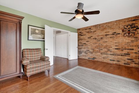 Tiny photo for 1414 N Bridgeport Drive, Mount Prospect, IL 60056 (MLS # 12568034)