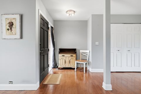 Tiny photo for 1414 N Bridgeport Drive, Mount Prospect, IL 60056 (MLS # 12568034)