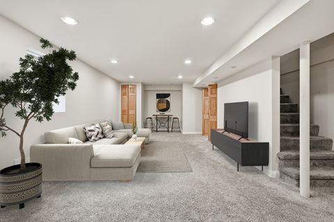 Tiny photo for 1414 N Bridgeport Drive, Mount Prospect, IL 60056 (MLS # 12568034)