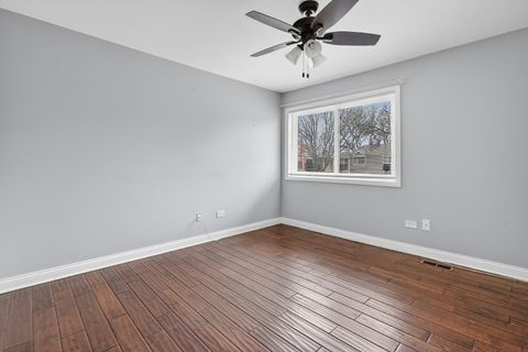 Tiny photo for 1414 N Bridgeport Drive, Mount Prospect, IL 60056 (MLS # 12568034)