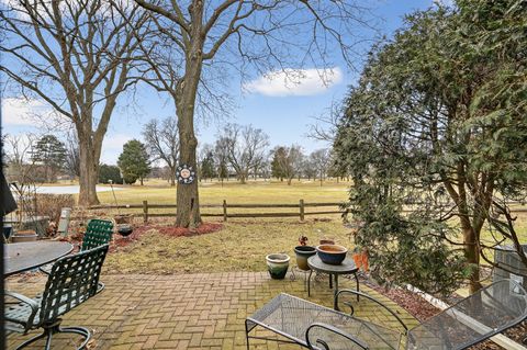 Tiny photo for 1414 N Bridgeport Drive, Mount Prospect, IL 60056 (MLS # 12568034)