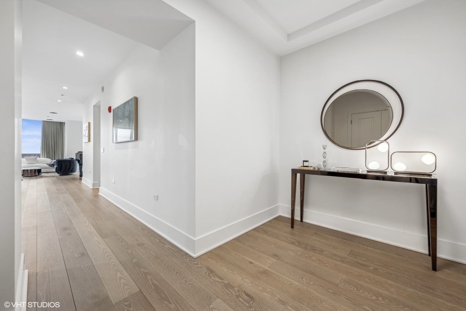 363 E Wacker Drive 3703