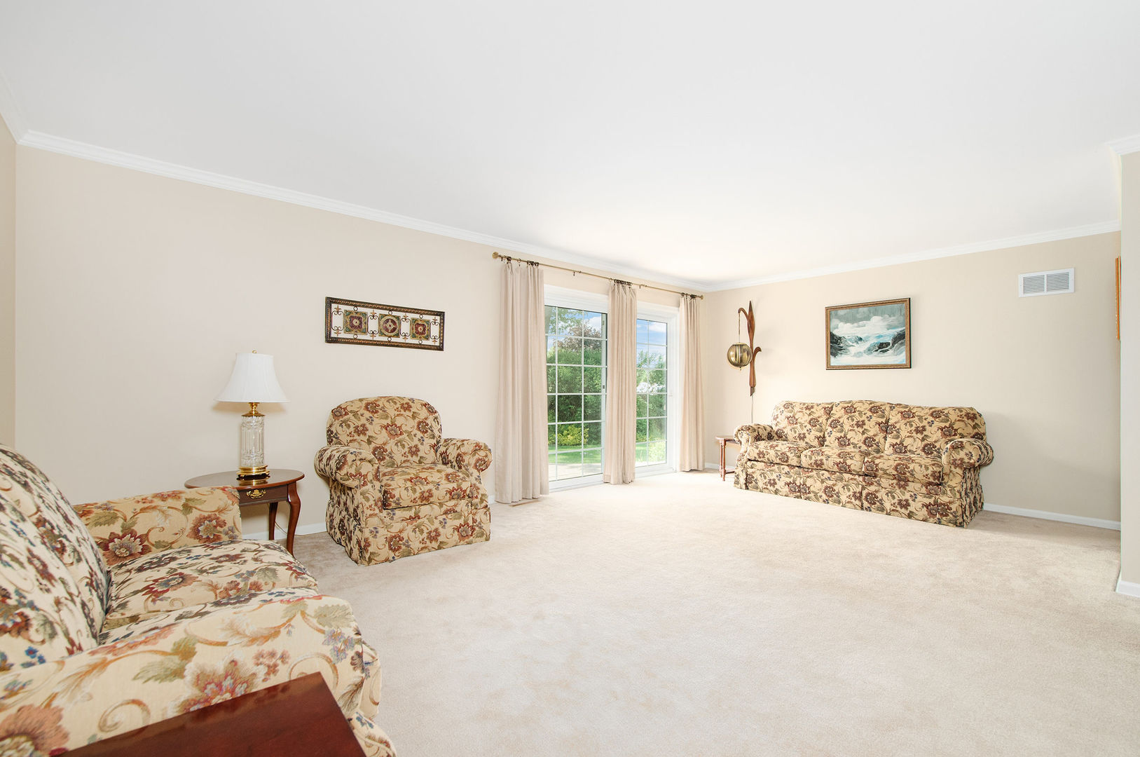 1203 W Francis Drive