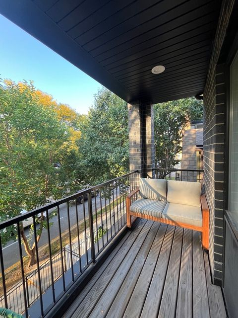 Tiny photo for 2150 W FOSTER Avenue #2, Chicago, IL 60625 (MLS # 12542854)