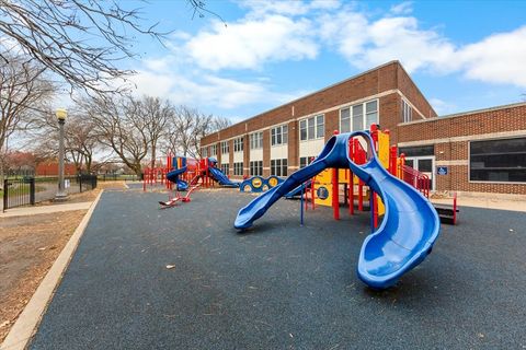 Tiny photo for 2150 W FOSTER Avenue #2, Chicago, IL 60625 (MLS # 12542854)